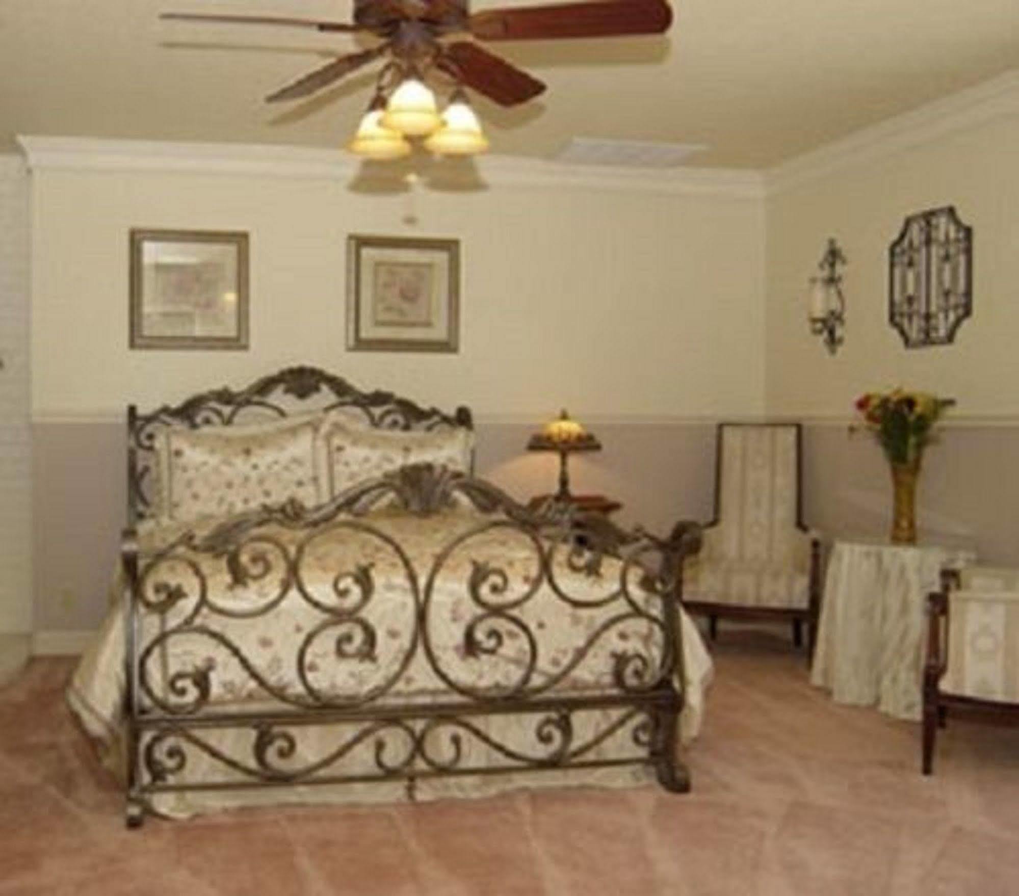 Sierra Sun Cloud Inn - Colfax (Adults Only) Екстериор снимка